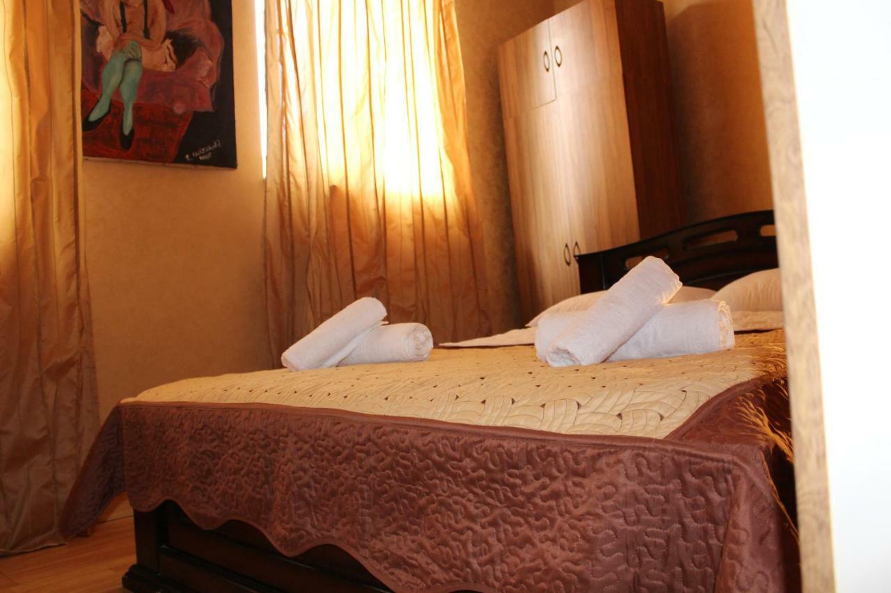 Lui Lui Apartment Tbilisi Bagian luar foto
