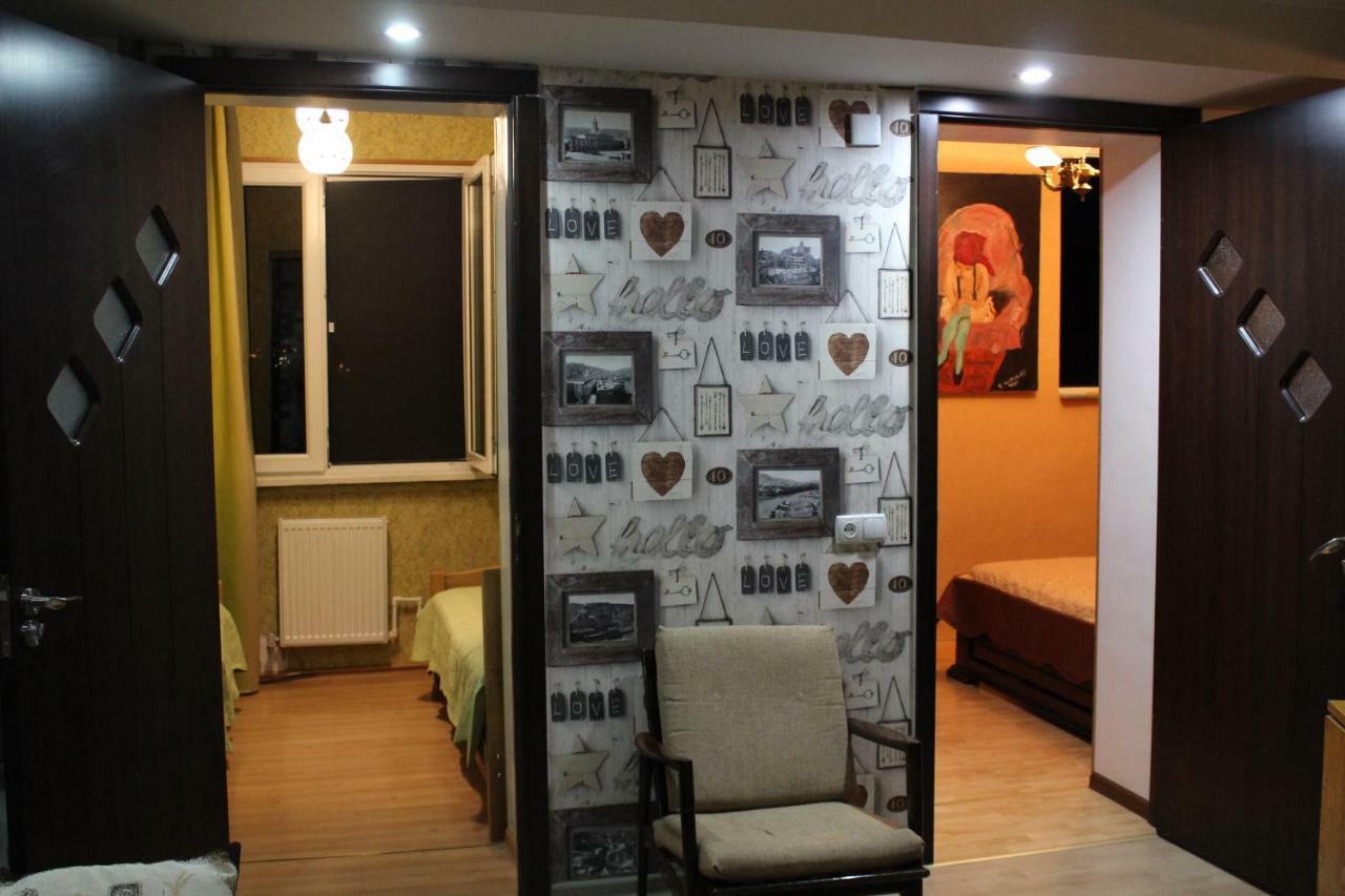 Lui Lui Apartment Tbilisi Bagian luar foto