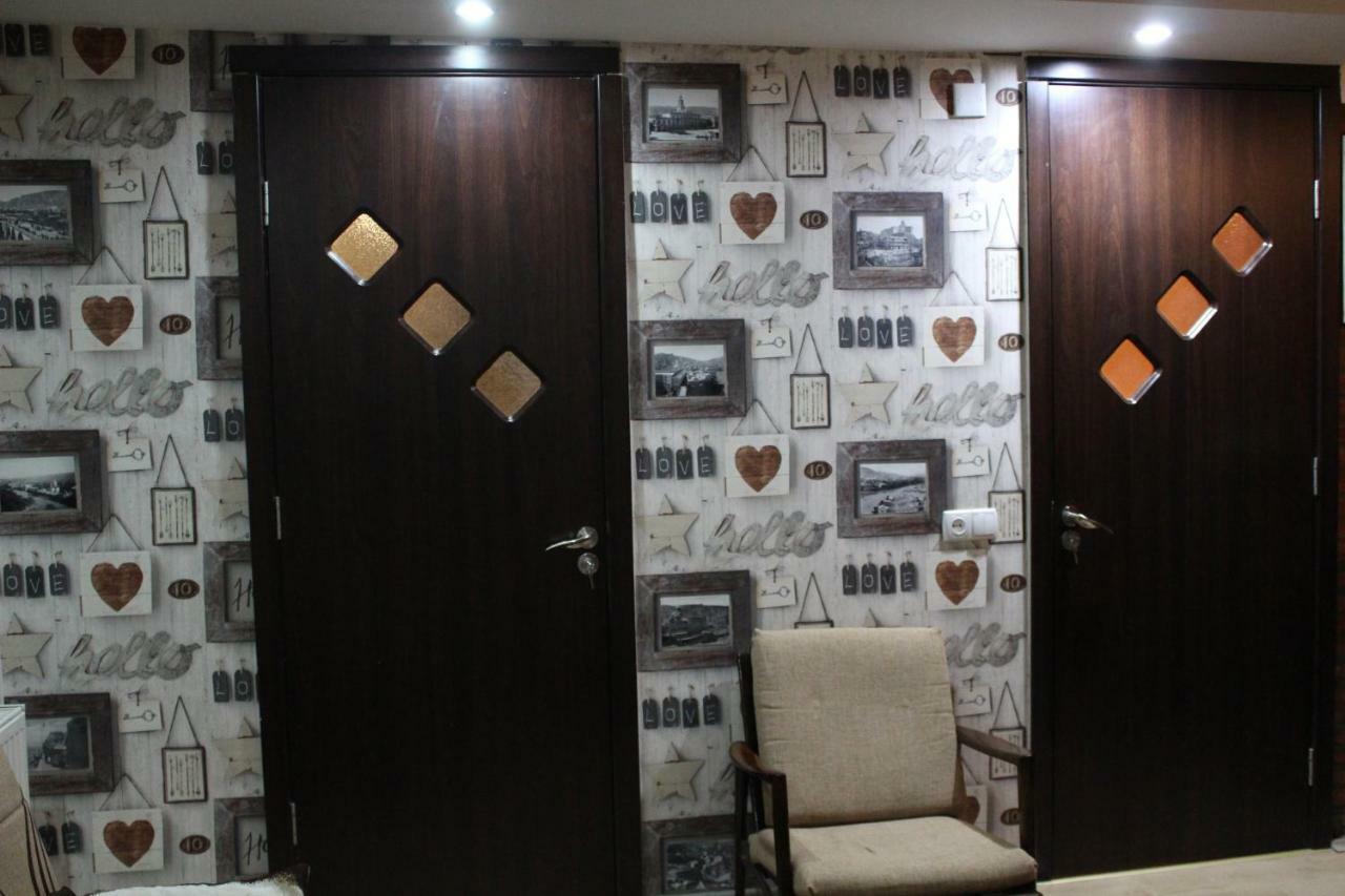 Lui Lui Apartment Tbilisi Bagian luar foto